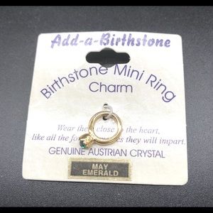 🌸Antique May Birth stone charm tiny ring just waiting for a mom or grandma 🌸